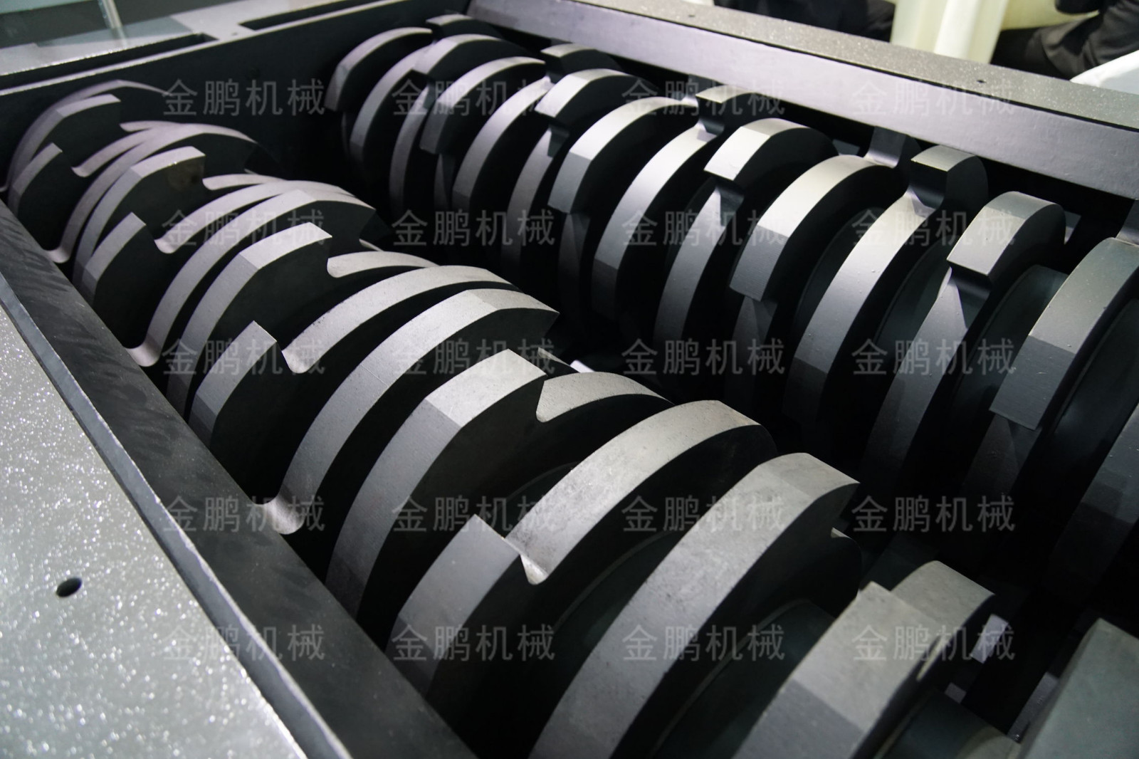 雙軸撕碎機